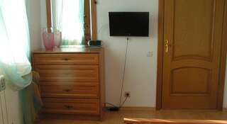 Гостиница Alexandra Guest House Адлер Двухместный номер с 1 кроватью и общим туалетом-7